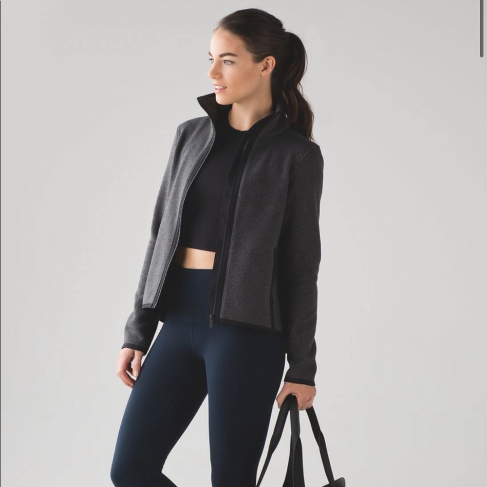 Lululemon It’s Fleecing Cold Zip Up size 4